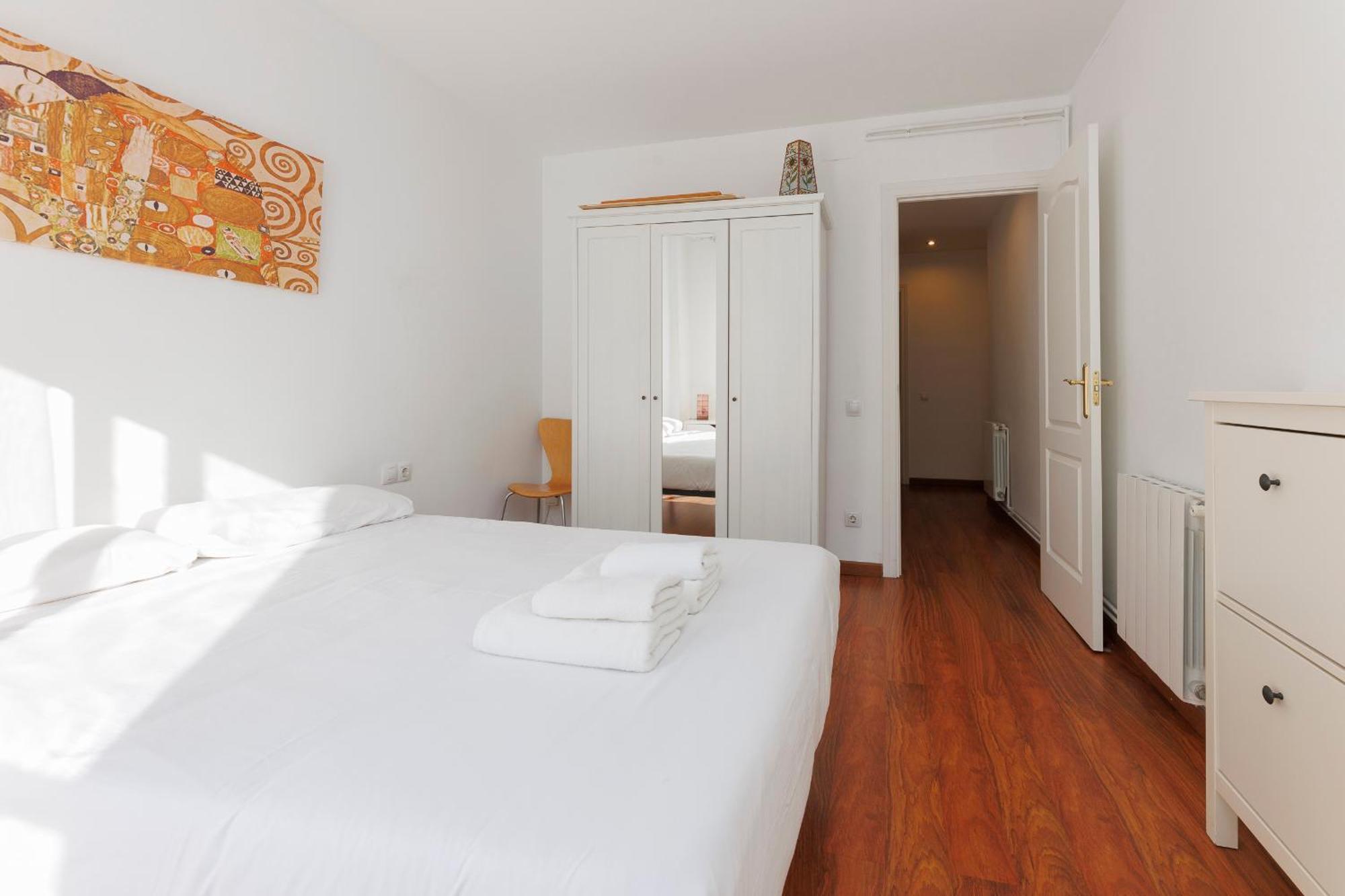 Aparteasy - Private Terrace, 3-Bedroom Apartment Barselona Dış mekan fotoğraf